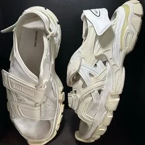 Balenciaga | Shoes | Balenciaga Mens Cream Rubber Track  display picture 2